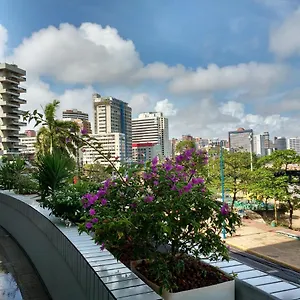 Hotel Apt. Em Na Av. Beira Mar Em